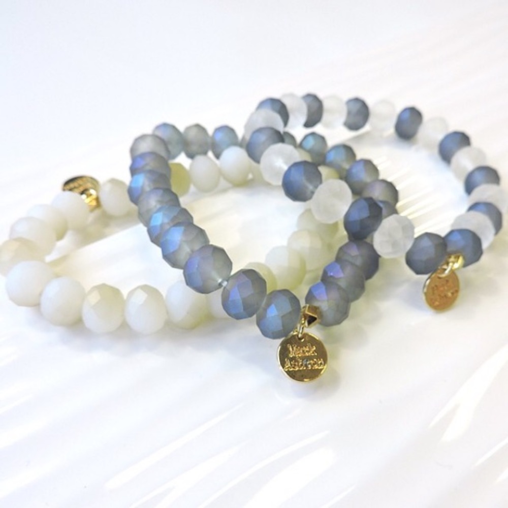 Bracelets - Picture 5 of 6